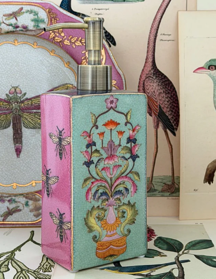 Isla Savon dispenser - DUE INTO STORE MID APRIL