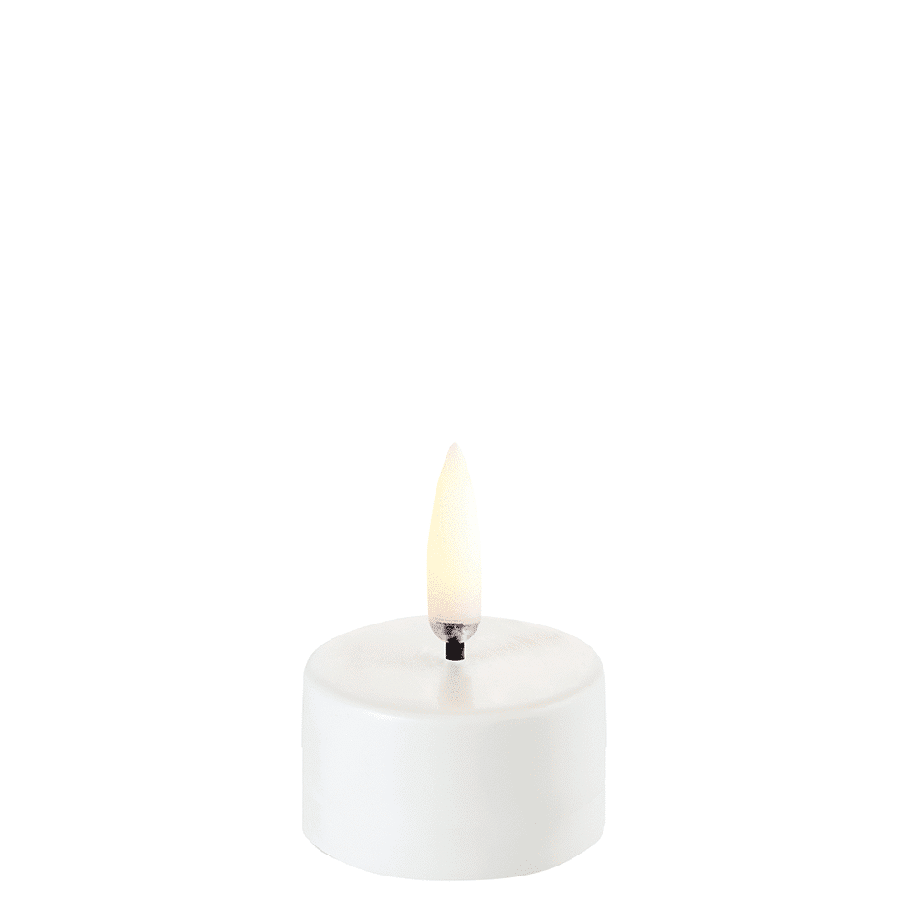 LED Tealight Candle 3.8 x 2cm image 0