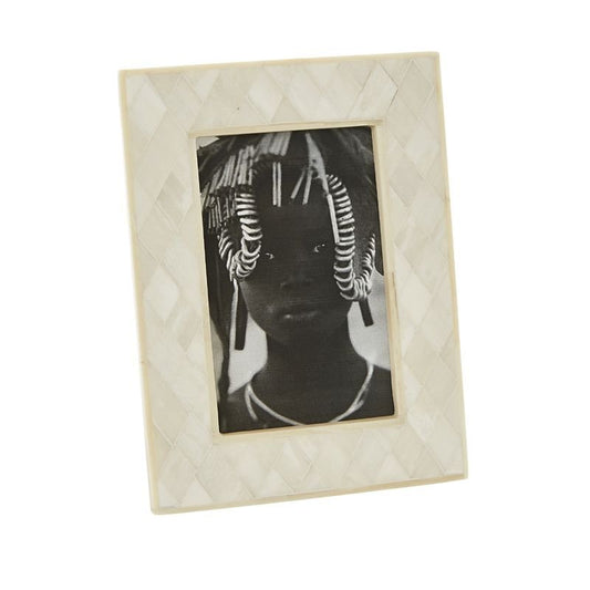 Frame - Ivory Diamond Pattern Bone frame - 4 x 6 image 0