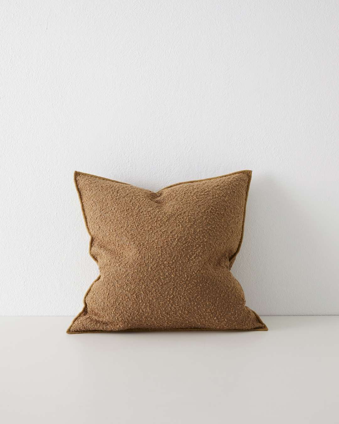 Alberto Cushion