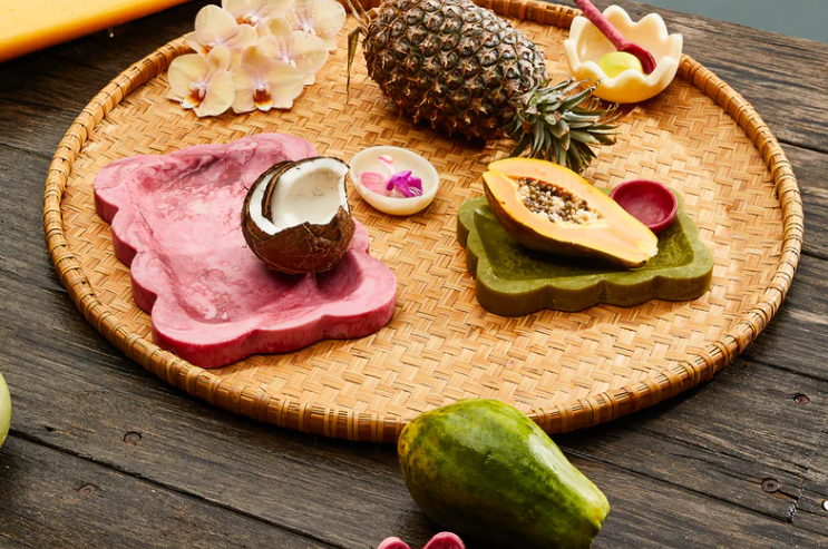 Beau resin tray- La Palma