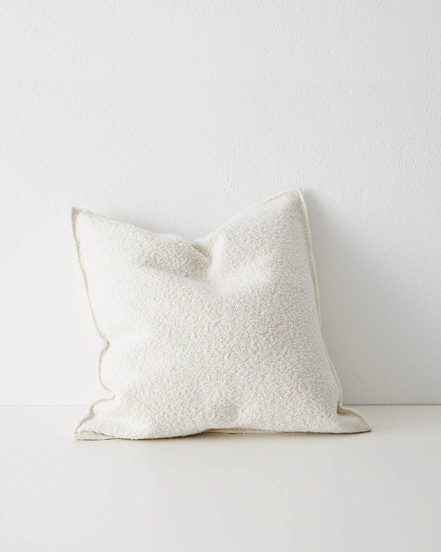 Alberto Cushion