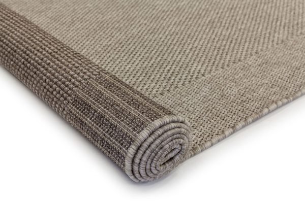 indoor/outdoor rug washed
